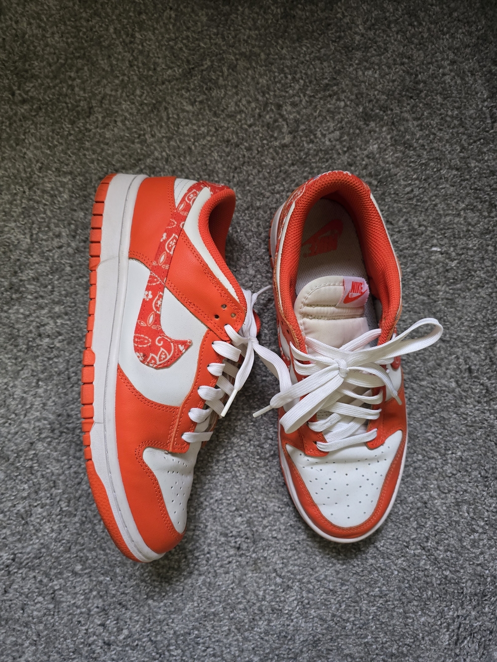 Nike Dunks - Picture 2 of 4